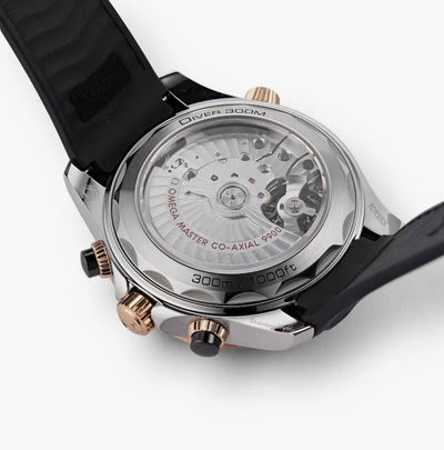 OMEGA Seamaster Diver 300M Co-Axial Chronograph – Black Dial, Sedna™ Gold & Rubber Strap