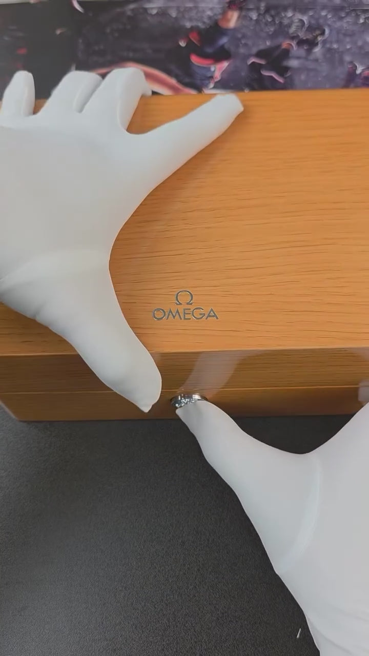 OMEGA Seamaster Diver 300M Co-Axial Chronograph – Black Dial, Sedna™ Gold & Rubber Strap